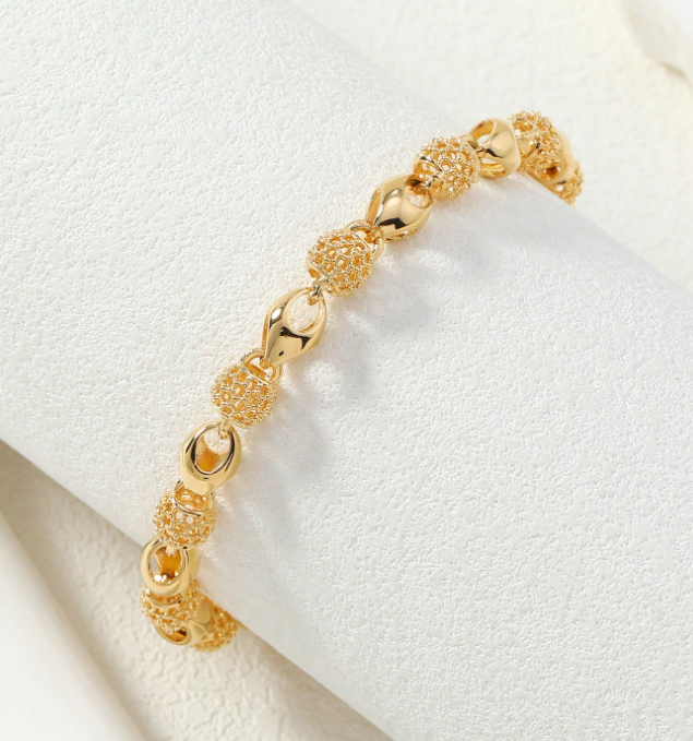 Bead bracelet - elegant design, new fashion personality color for women to wear every day or to parties - women's bracelet