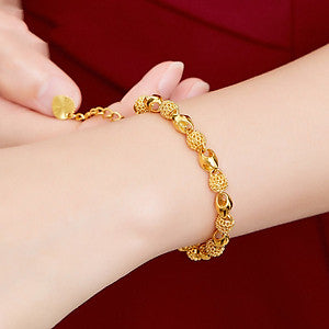 Bead bracelet - elegant design, new fashion personality color for women to wear every day or to parties - women's bracelet